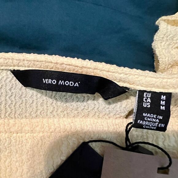 Vero Moda Yellow Pam Ruffle Strap Tank Top - M (NWT) - Picture 10 of 12